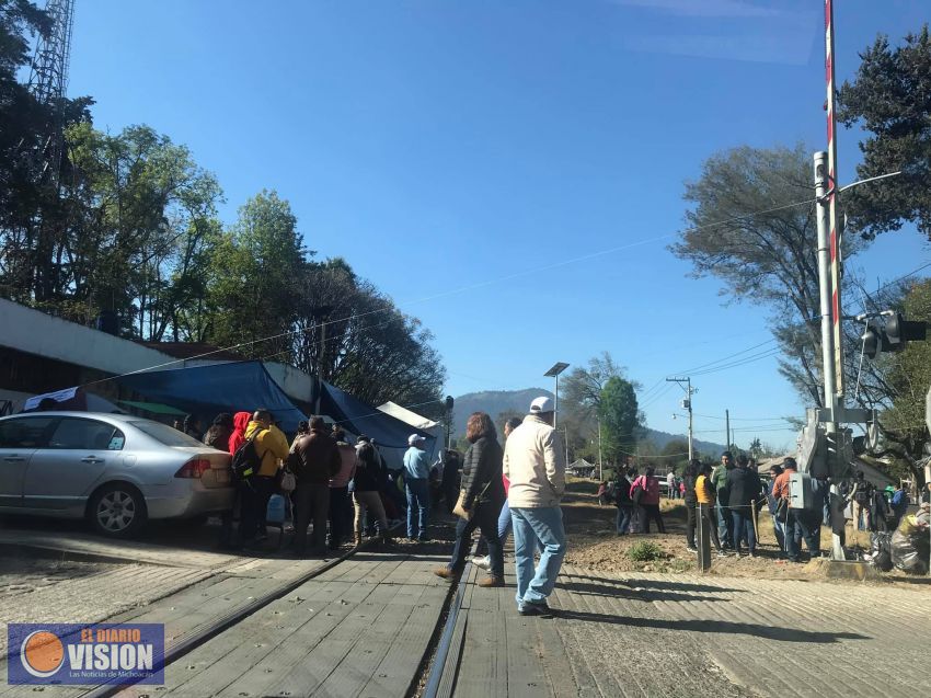 Bloqueos al ferrocarril en Michoacán pueden provocar crisis logística: Ferromex 