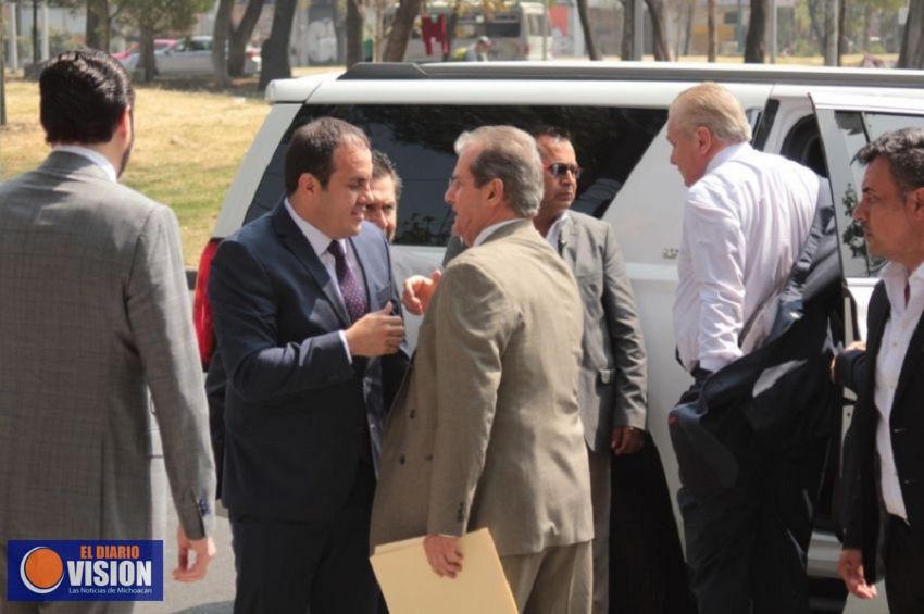 Presenta Cuauhtémoc Blanco denuncia contra el ex gobernador Graco Ramírez