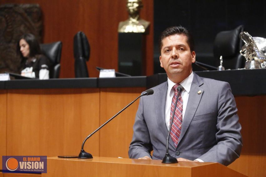 Toño García presenta dictámenes aprobados por la Comisión de Turismo 