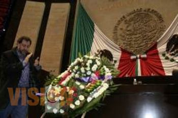 Rinden un minuto de silencio por el diputado Moises Villanueva