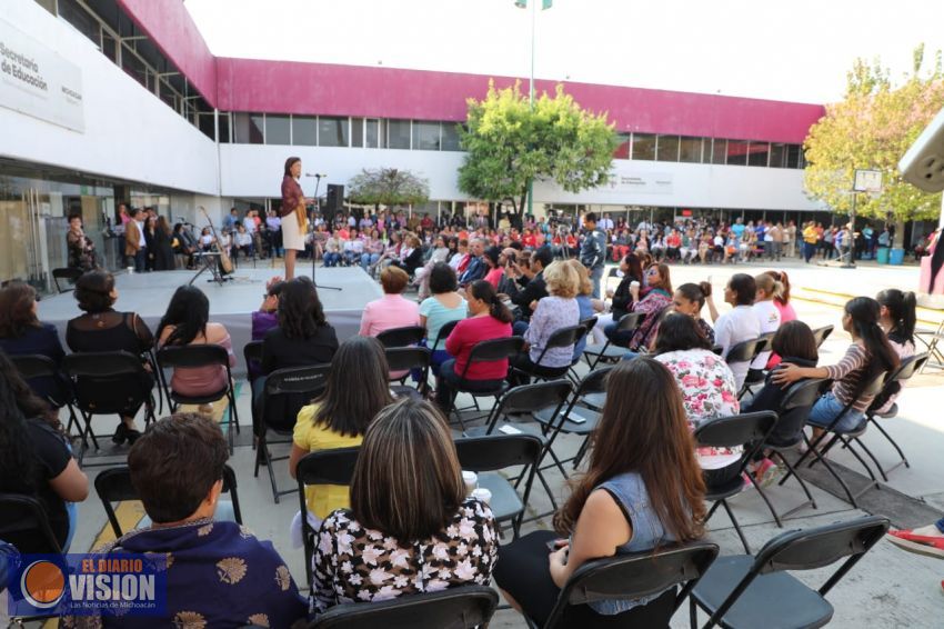 En Michoacán, 60% del sector educativo en manos de mujeres: SEE