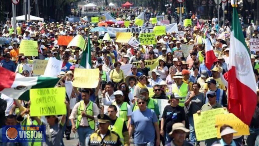 Protestas contra gestión de AMLO
