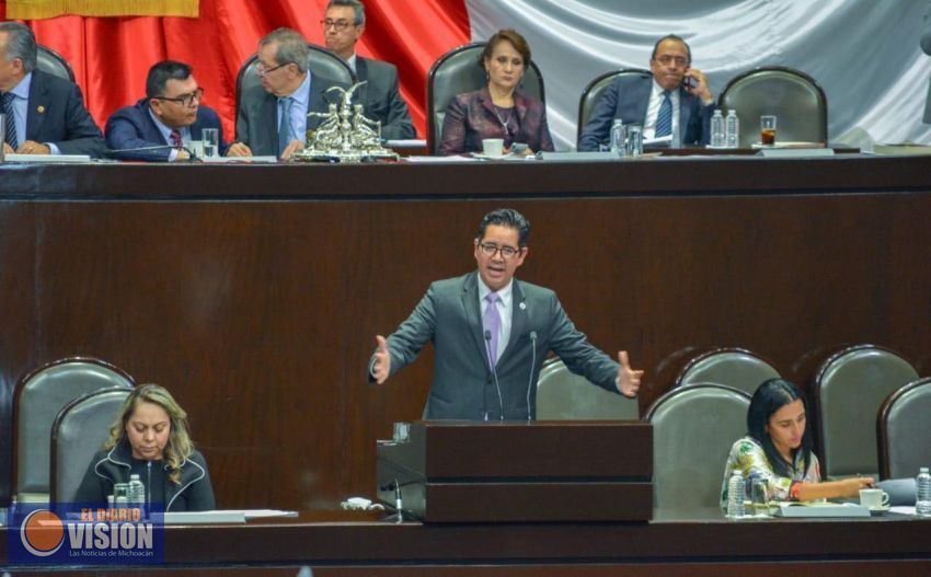 Revocación de mandato y consulta popular regresarán el poder a los ciudadanos: Iván Pérez Negrón