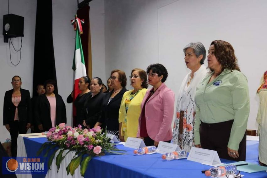 Garantizar los derechos laborales y certificación de enfermeras, una prioridad : Anita Sánchez