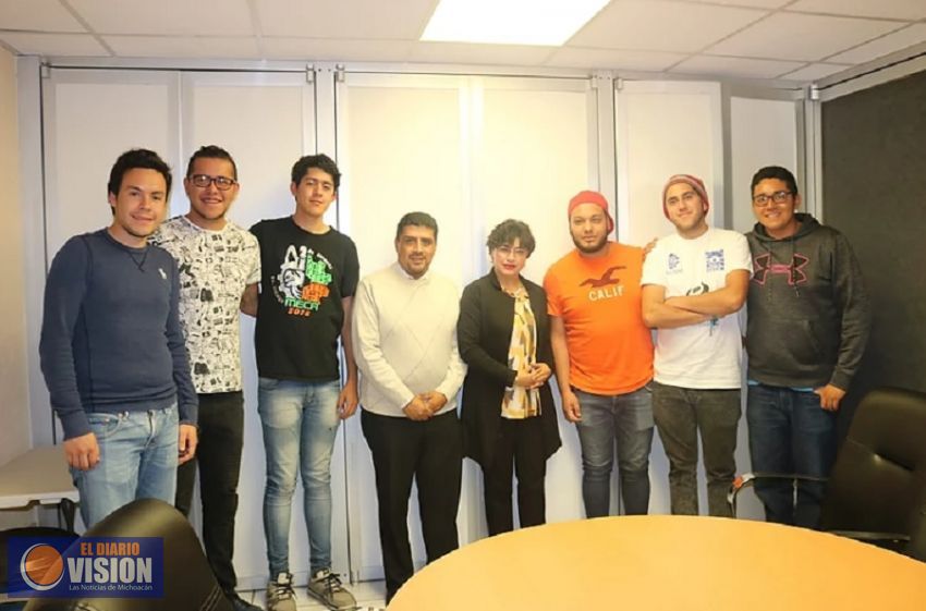 Anita Sánchez Castro; reconoció los logros de los alumnos de mecatrónica del ITSCH