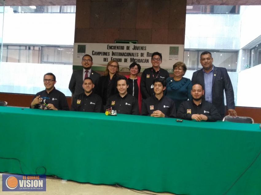 Diputados reconocen dedicación, esfuerzo y talento de estudiantes del ITSCH