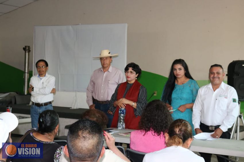 La Diputada Federal Anita Sánchez se reunió este sábado, con los Campesinos del Oriente Michoacano