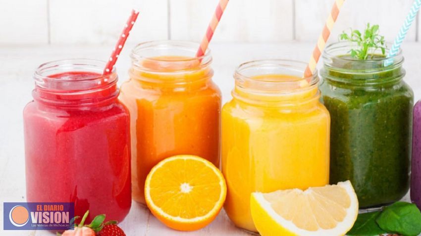 Los jugos de frutas son tan dañinos como los refrescos, según un estudio