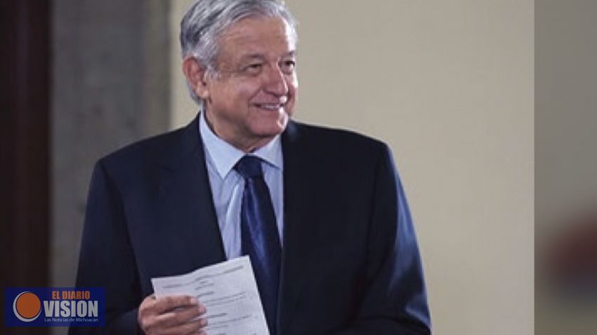 EL Presidente López Obrador, lamenta renuncia de Germán Martínez