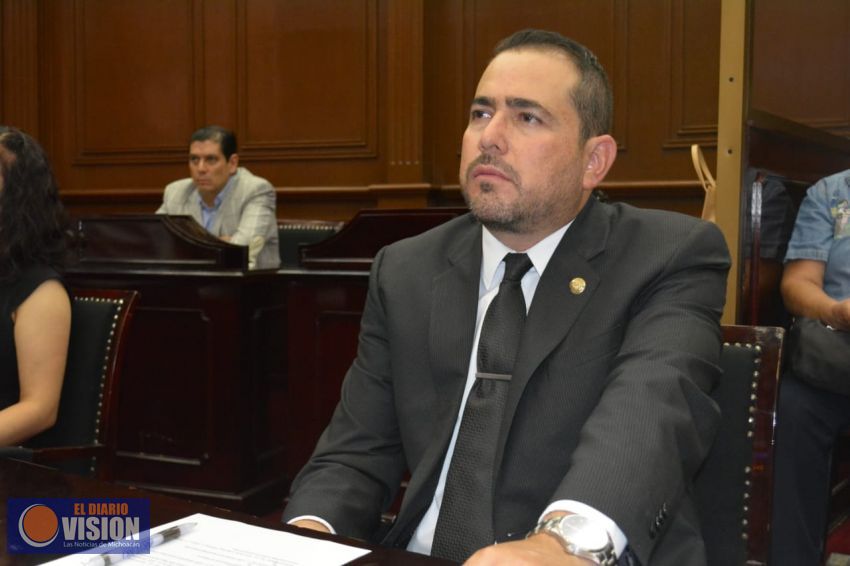Propone Humberto González mecanismos para regular creación de dependencias municipales 