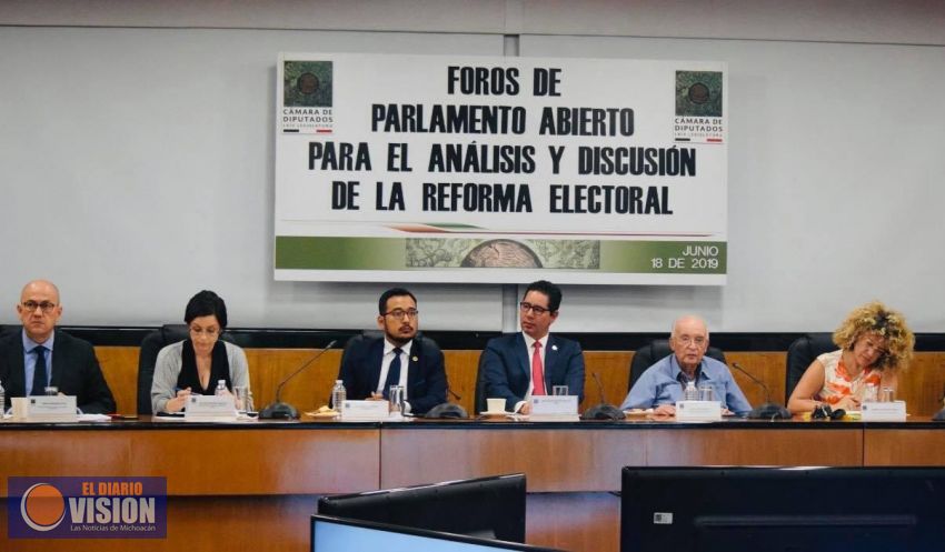 Una nueva Reforma Electoral debe privilegiar los intereses supremos de México: Iván Pérez Negrón 
