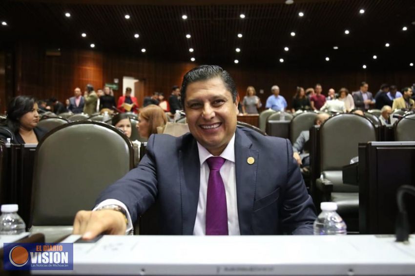 En la cámara de diputados trabajamos para lograr grandes avances en materia económica: Nacho Campos