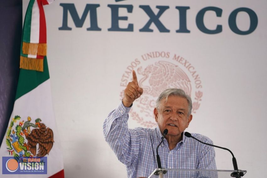 AMLO responde a Urzúa tras señalar a Romo como principal conflicto de interés en SHCP