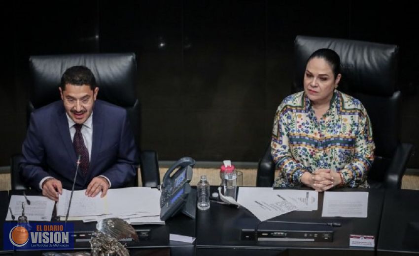Morena ordena reponer votación para renovar mesa directiva en Senado
