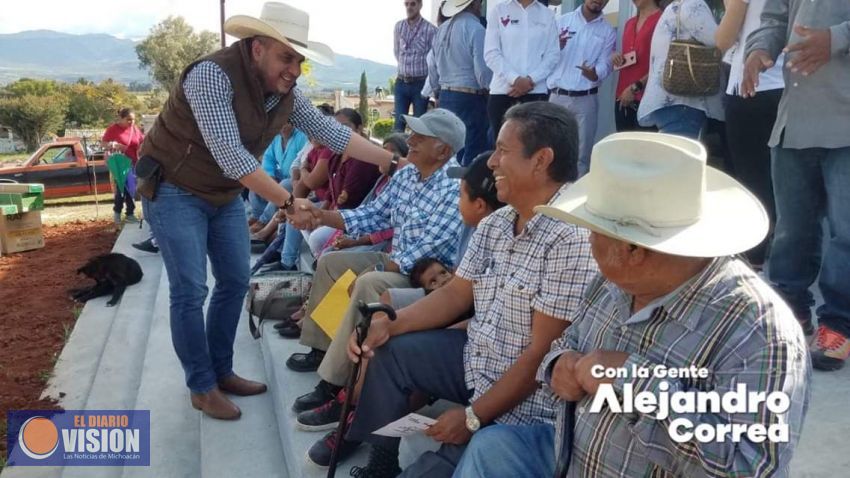 Alejandro Correa Gómez, inauguró la Clínica de Salud en la Tenencia de Francisco Villa