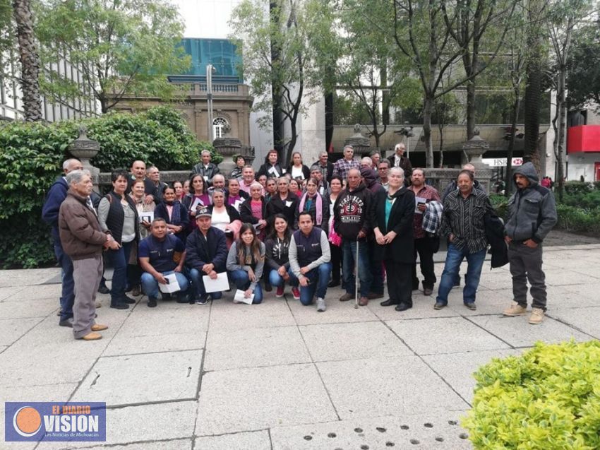Gobierno de Villa Morelos acompañan a un grupo de 50 Palomas Mensajeras a la Embajada de EU