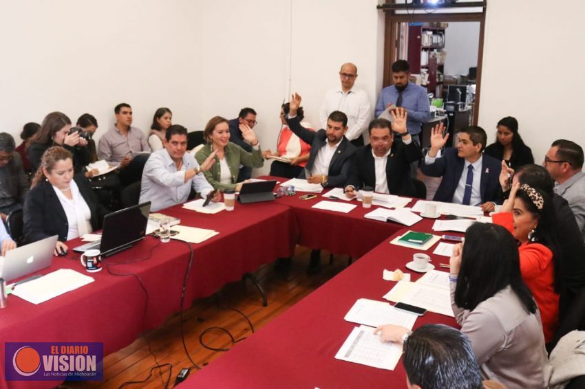 Aprueban dictámenes que contienen las Leyes de Ingresos Municipales de 26 municipios 