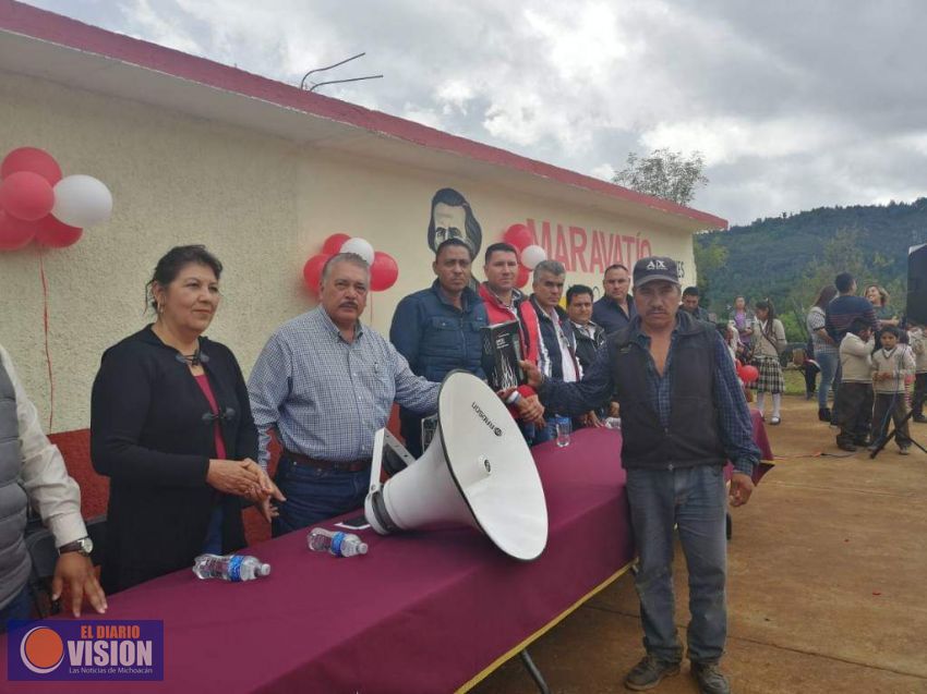 Jaime Hinojosa Campa, inaugura los andadores y el comedor comunitario en la Escuela Primaria Rural 