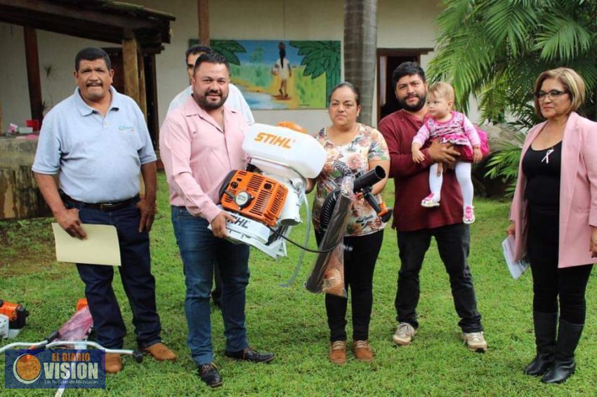 El Ayuntamiento de Ziracuaretiro firmó convenio con Caja Morelia-Valladolid y Sí Financia