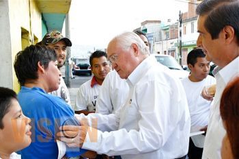 Desde el Ayuntamiento, Genovevo Figueroa continuará Su respaldo a la lucha contra el cáncer