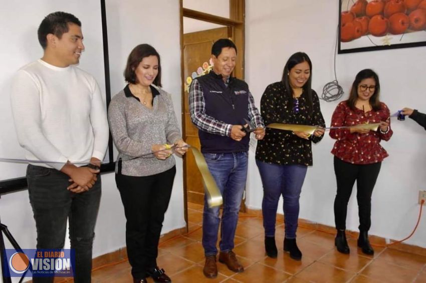 Macarena Chávez Flores, Inauguró el Instituto de la Mujer Lagunillense