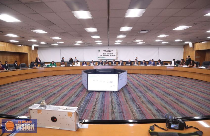 El alcalde de Tzintzuntzan, participó en la reunión con la Comisión de Presupuesto y Cuenta Pública