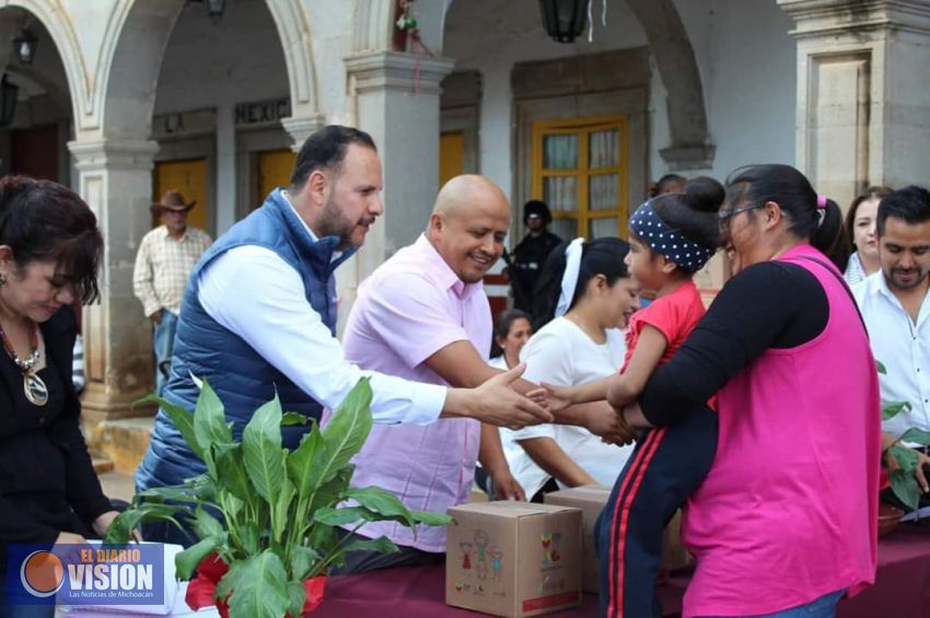 Se realizó la primera entrega del programa Apoyo Alimentario, en beneficio de 300 niños morelenses.