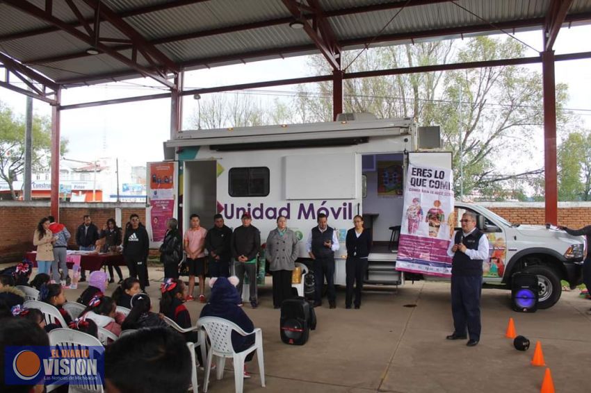 Alejandro García, dio el arranque Oficial de la Unidad Móvil de Alimentación y Actividad Física