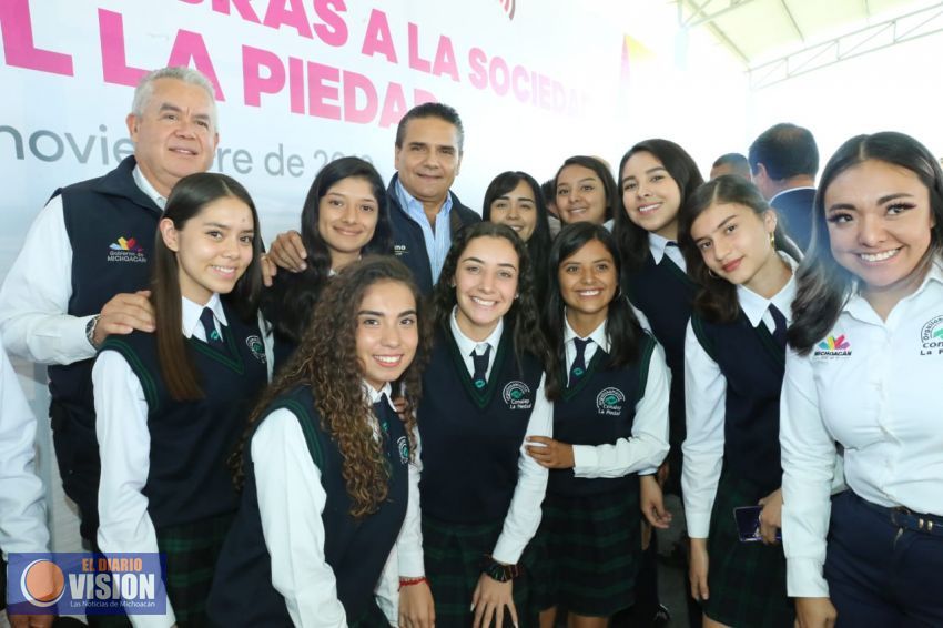 Inaugura Gobernador obras en Conalep La Piedad 