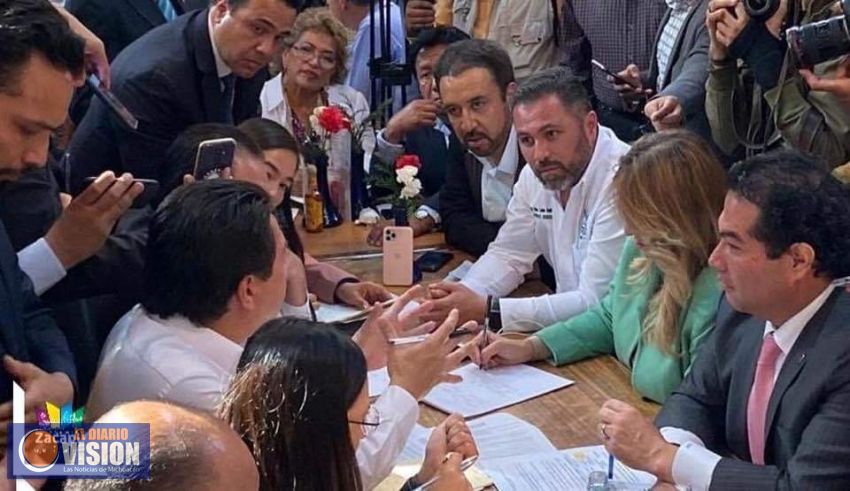 Incumplen diputados federales; le fallan a los municipios: Luis Felipe
