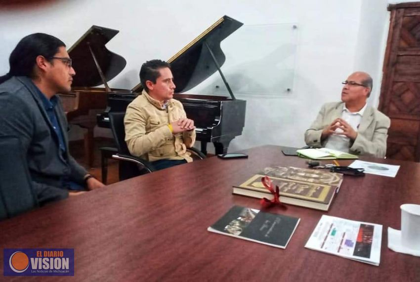 Ayuntamiento de Paracho, signa convenio con el Conservatorio de las Rosas