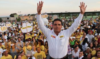 Marcelo Ebrard, Andrés Manuel y Cuauhtémoc Cárdenas en cierre de Silvano