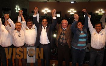 Silvano Aureoles se reúne con los representantes de 100 sindicados