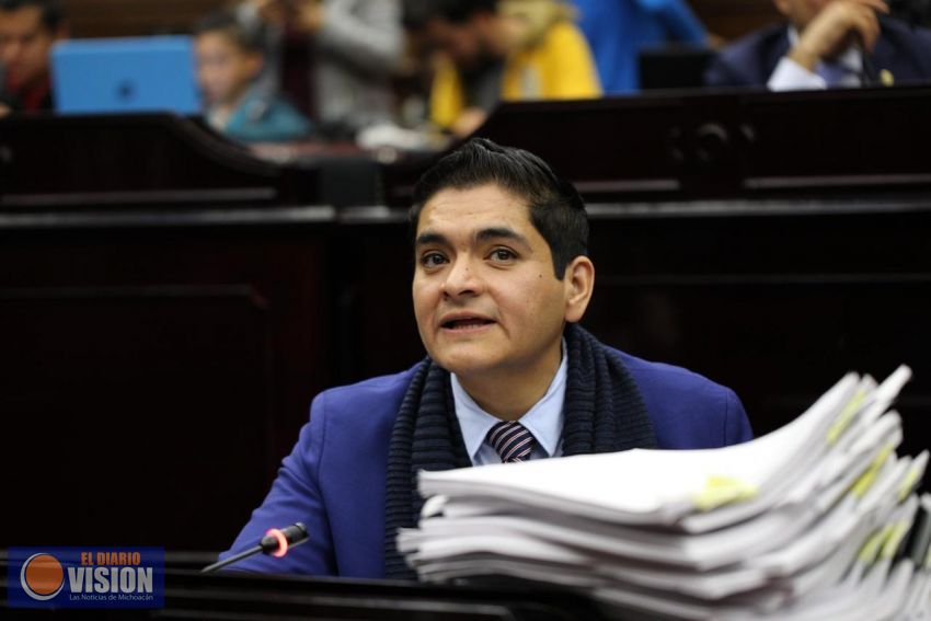 Nuevos impuestos y deuda no resuelven la situación económica de Michoacán: Arturo Hernández  