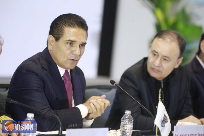 ¿Es todo, Silvano? / Esfera Pública