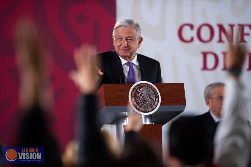 En el periodo neoliberal se apostó por la destrucción de Pemex: AMLO