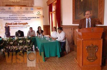 El individualismo, límite de la economía solidaria: José Luis Coraggio