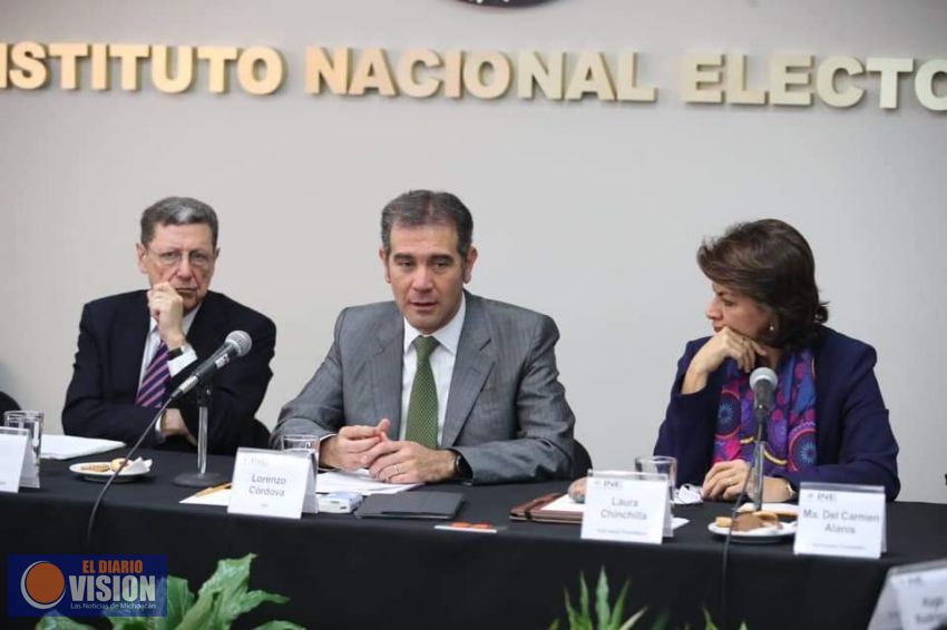 8 Michoacanos, de 1200 aspirantes, encabezan lista para Consejeros del INE 