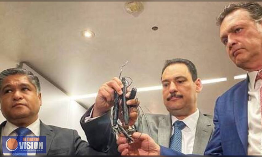 Micrófono encontrado en oficinas del GPPAN, conocido como “la oreja invisible”