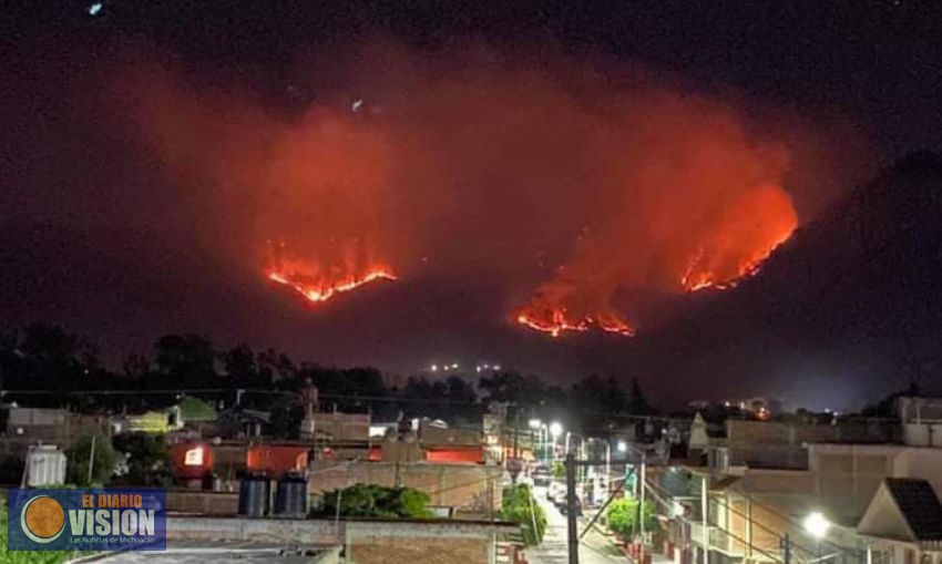Solicitan a Gobierno Federal un helibalde para sofocar fuego en Tuxpan; lleva 5 días 