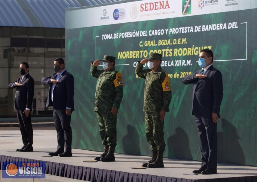Asiste Gobernador a toma de protesta de nuevo Comandante de la XII Región Militar en Guanajuato 