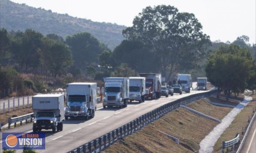 Inicia distribución de paquetes alimentarios en las 15 regiones de Michoacán