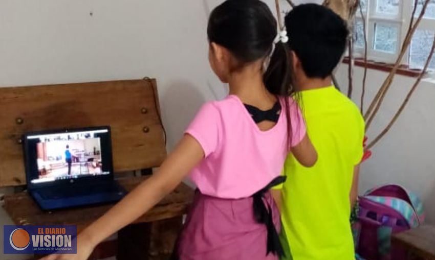 Mejorar estrategia educativa del programa  “Aprende en Casa”, demanda MC