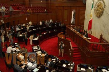 Carlos Quintana Martínez asume presidencia de la Mesa Directiva del Congreso del Estado