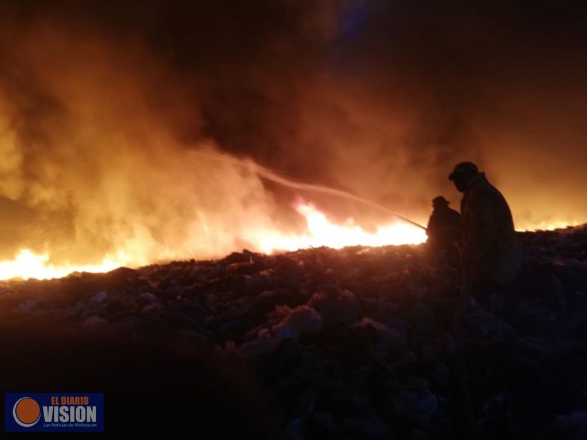Interpone Ayuntamiento de LC, denuncia por incendio en relleno sanitario