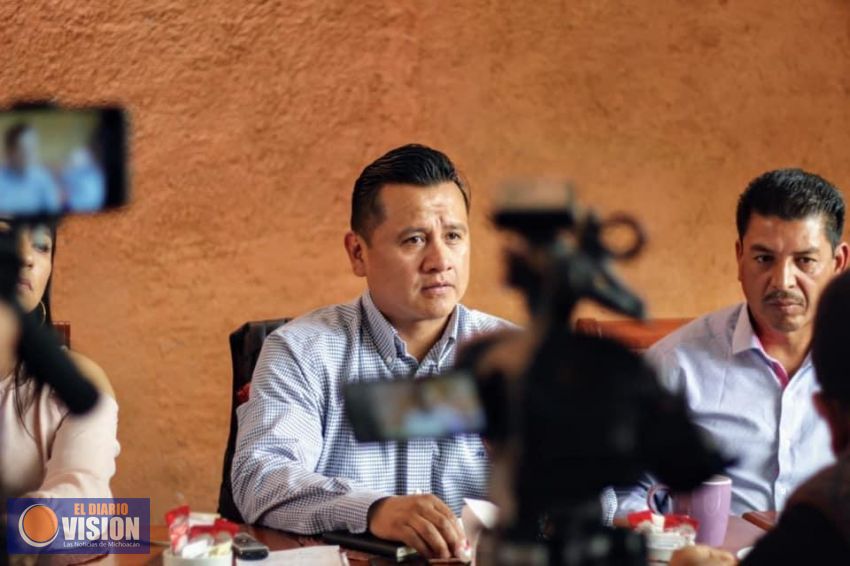 Consumir local y ser solidarios, la fórmula para salir de la crisis: Torres Piña