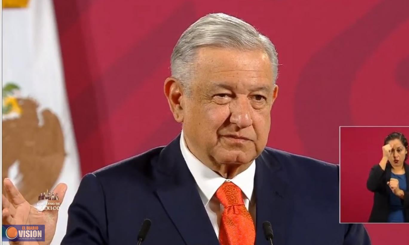 AMLO asegura que su gobierno garantiza la libertad de prensa y expresión