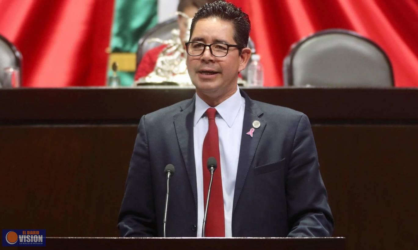 Anuncia Pérez Negrón iniciativa para garantizar atención de enfermedades catastróficas