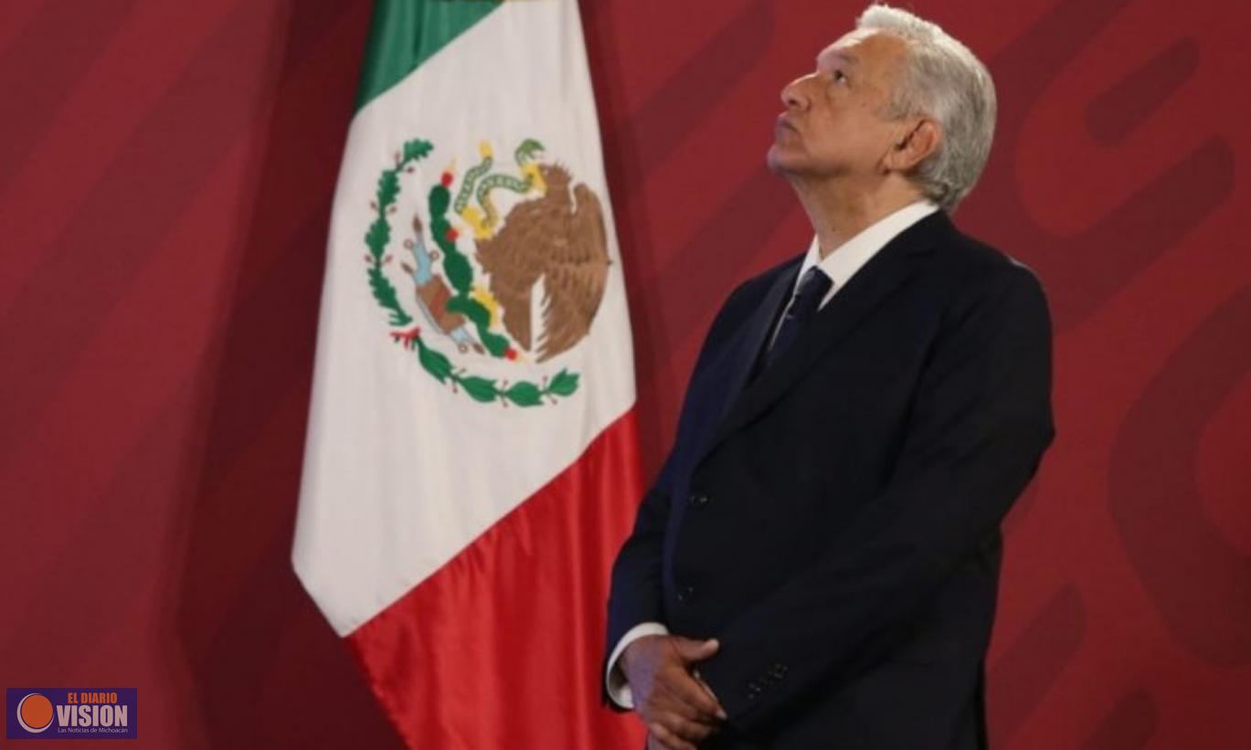 AMLO se aplica prueba de COVID-19 cada semana; lleva al menos ocho