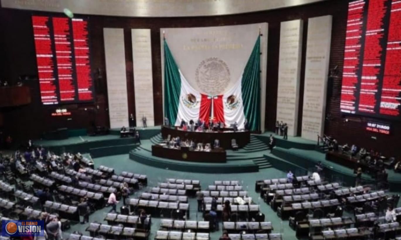 Oposición en San Lázaro revienta sesión para recuperar 33 mmdp del Fondo de Salud